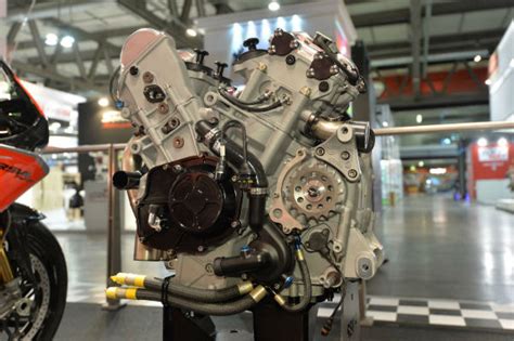 2023 Aprilia Rsv4 Engine In 2022 Aprilia Engineering Motogp