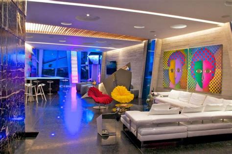 desain rumah modern abstrak dengan pencahayaan unik desain rumah modern minimalis