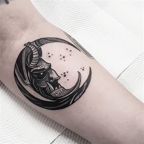 Tatuajes De Demonios Corrientes U Opciones De Tatuajes Masculinos