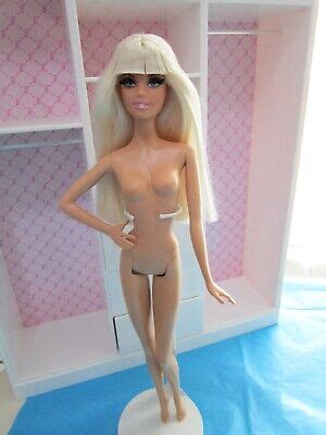 Mattel Barbie Basics Black Label Model Muse Model Collection