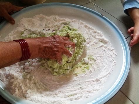 Oleh karena itu, tak aneh jika tanaman ini sering kali dijadikan bahan utama untuk. Bukan Rahsia...: KUIH LIDAH BUAYA KEGEMARAN SAYA