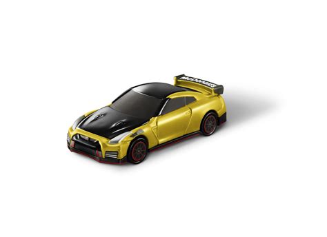 Mc donalds happy meal spielzeug aktuell september 2012 erstaunlich, daß mc donald's jetzt schon bücher zum happy meal anbietet. Kurios: Nissan baut einen GT-R Nismo im McDonald's-Gewand ...