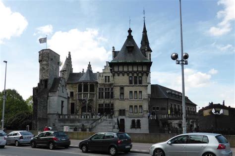 Vincent went to see a number of dealers in the city in an attempt to sell the painting. Het Steen te Antwerpen