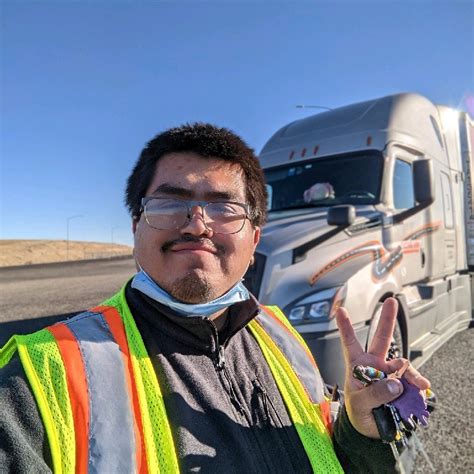 Roman Sarabia Truck Driver Penske Logistics Linkedin
