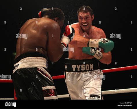 Boxing British Heavyweight Title Chisora Tyson Fury Wembley Arena Hi