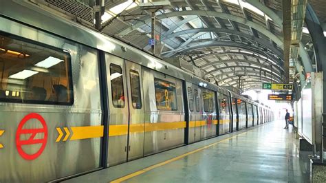 Local's Guide to Delhi Metro - Future Travel