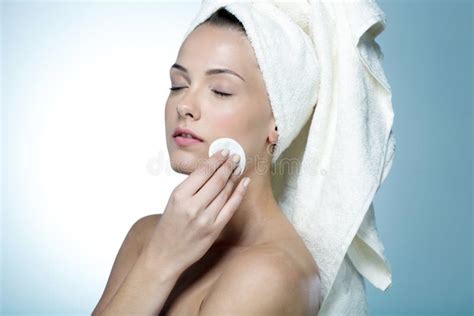 Woman Cleaning Her Face Stock Image Image Of Head Close 48732475