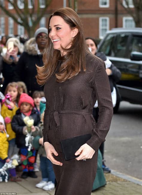 Kate Middleton Duchess Of Cambridge Steps Out In £50 Hobbs Dress