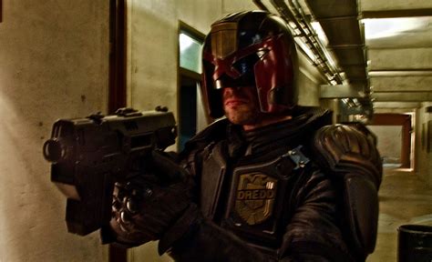 First Photo Of Karl Urban As Dredd Filmofilia