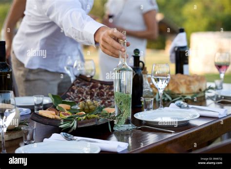 Al Fresco Dining Stock Photo Alamy