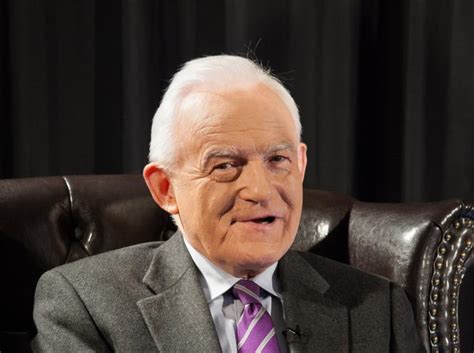 Zauważa jednak, że do konstytucyjnej większości partia kaczyńskiego będzie. Paróweczki, żółty serek... Leszek Miller pokazał swój ...