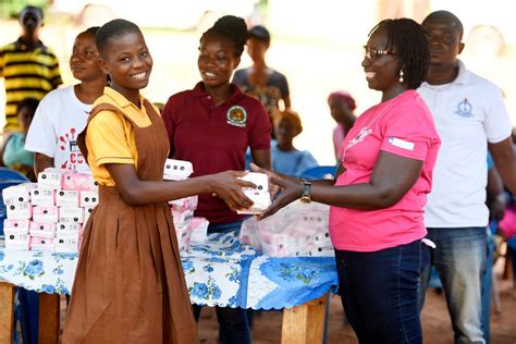 School Girls Receive Sanitary Pads To Mark Menstrual Hygiene Day Plan International Ghana