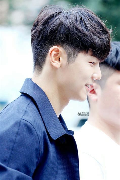 Eminent Asian Men Hairstyles for 2018 -Try one of the ...