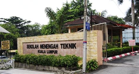 Streets names and panorama views, directions in most of cities. Sekolah Menengah Teknik Di Kuala Lumpur - Perokok m