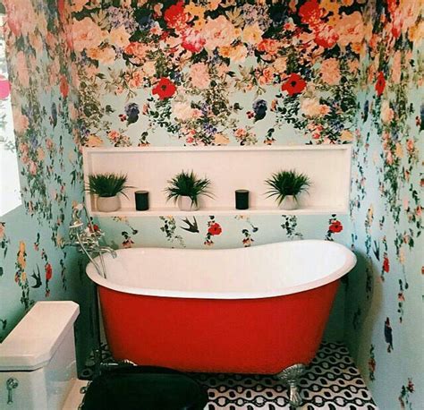 30 Gorgeous Wallpapered Bathrooms Decor10 Blog