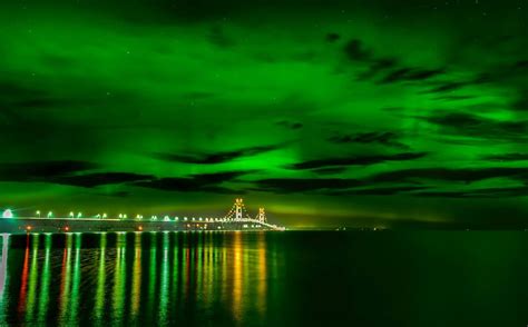 The Norther Lights Over The Mackinac Bridge Michigan Travel