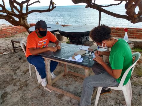 Inseridas no cadastro único (cadúnico) e atendidas pelo programa bolsa família, com renda. Vale Gás começa a ser distribuído entre jovens do ...
