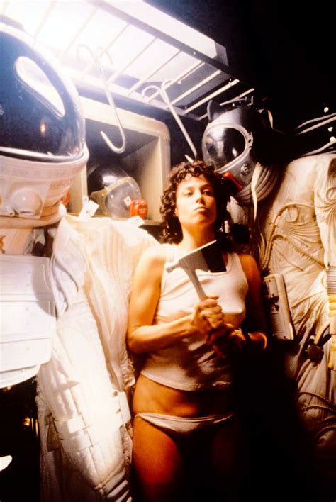 Sigourney Weaver Talks Alien Sequel Playing Ripley And More Kulturaupice
