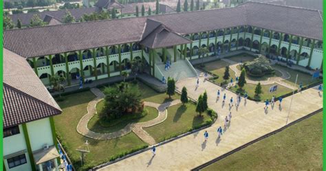 Pondok Pesantren Darul Qalam Tangerang
