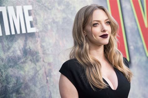 Amanda Seyfrieds Nsfw Photos Resurface And Fans Come To Her Defense