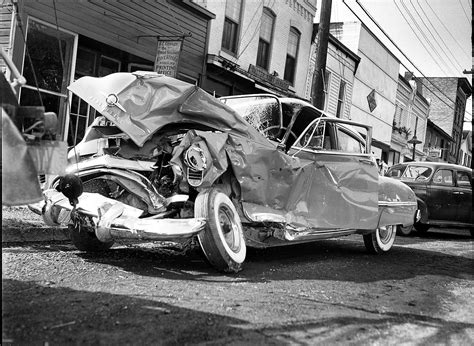 1950 Oldsmobile Collision Damage Car Crash Car Old Vintage Cars