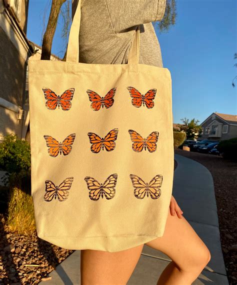 monarch butterfly tote bag lienzo pintado a mano tote etsy