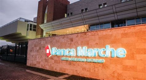 Banche ed istituti di credito e risparmio. Banca Marche, Medioleasing spa chiede il sequestro di 15 ...