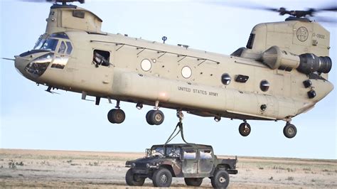 Boeing Ch 47 Chinook Helicopter Lifting Military Vehicle United States