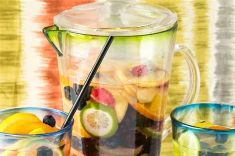 The Health Benefits Of Drinking Fruits Infused Water The Ultimate
