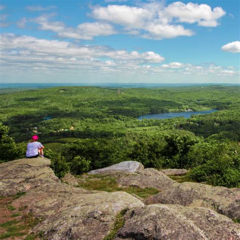 9 Best Hikes In Beautiful Massachusetts Appalachian Trail Best Hikes