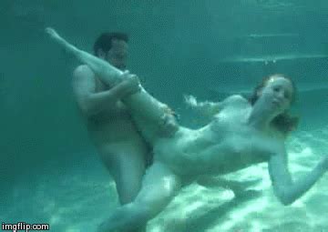 People Underwater Gif My Xxx Hot Girl