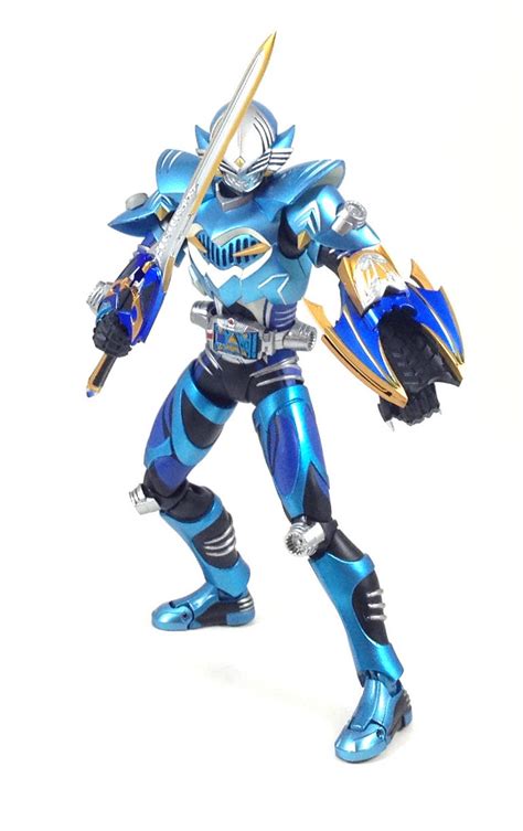 Kamen rider abyss is a rider inspired by two of the mirror monsters of kamen rider ryuki (2002) and appears exclusively in kamen rider decade (2009). S.H. Figuarts Kamen Rider Abyss Gallery - Tokunation