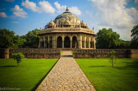Full Day Photo Tour Of Delhi Monuments Delhi Photo Tour Explore