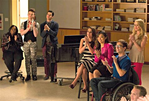 Glee Finale Behind The Scenes Secrets From Lea Michele Chris Colfer And Others Glamour