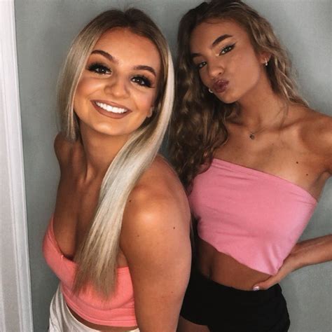 Instaslutsx On Twitter Rt And Rate This Stunning Babe Duo
