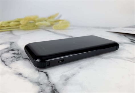 5g 速度、iphone 迄今最快的芯片 a14 仿生、 oled 全面屏、将抗跌落能力提升至四倍的超瓷晶面板，以及遍布每个摄像头的夜间模式。 这两款尺寸称手的 iphone 12，该有的都有了。 iPhone 12好搭配，摩米士双向无线充电宝晒物
