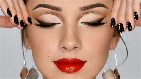 Eye Makeup With Red Lips Tutorial