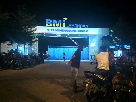 Lamongan, it was hosted by pt. Warga Mengeluh, PT BMI di Lamongan Keluarkan Bau tak Sedap
