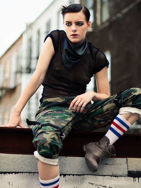 61 Goth Androgynous Chic Ideas Military Inspired Fashion Androgynous