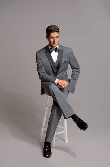 Pin By Vicki Harris On Tuxes Beach Wedding Suits Wedding Suits Men