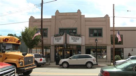 Local movie theaters wait to reopen | wnep.com