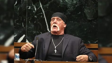 Hulk Hogan Wins Sextape Lawsuit Against Gawker Jury Awards Him 115