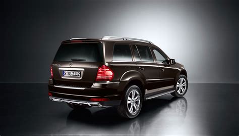 *title and other fees and incentives are not included in this calculation, which is an estimate only. Mercedes-Benz GL 350 CDI 4matic - Picture 18915