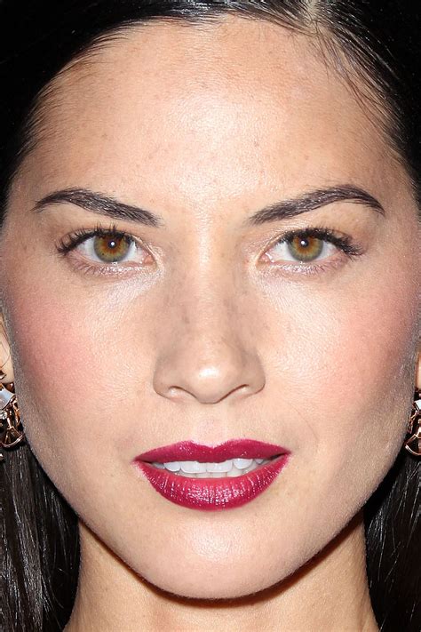 50 Holiday Party Makeup Ideas To Steal From The Red Carpet Holiday