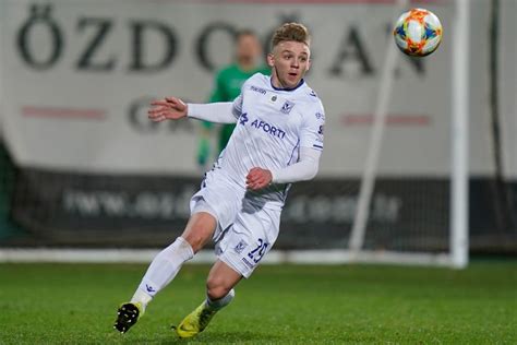 Tusindvis af nye fotos tilføjet hver dag. Report: Derby County must wait until the summer to sign ...
