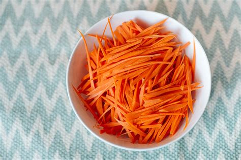 Cut the carrots crosswise into 2 or 3. How To Julienne Vegetables