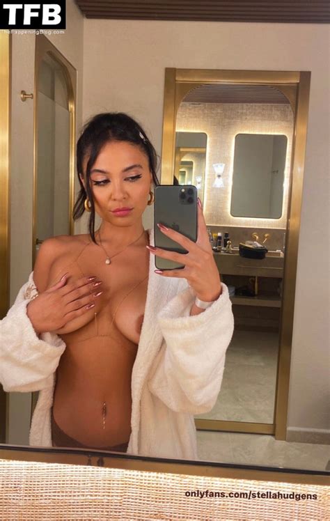 Stella Hudgens Nude OnlyFans 1 Photo TheFappening