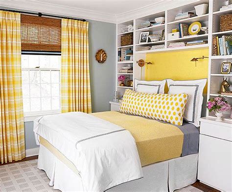 These bedroom decorating ideas are genius and easy to do. Before and After Bedroom Makeover | Cozy small bedrooms ...