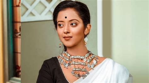 Trinoyoni Trinoyoni Actress Shruti Das Is Dating Television Director Swarnendu Samadder Dgtl