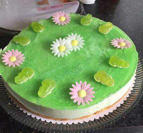 Check spelling or type a new query. Waldmeister - Joghurt - Torte von kitchenaid112 | Chefkoch ...